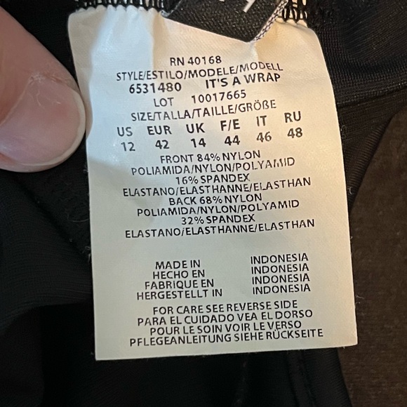 MIRACLESUIT Women’s Kashmir Enchant One Piece Swimsuit, Size 12 - Picture 7 of 10